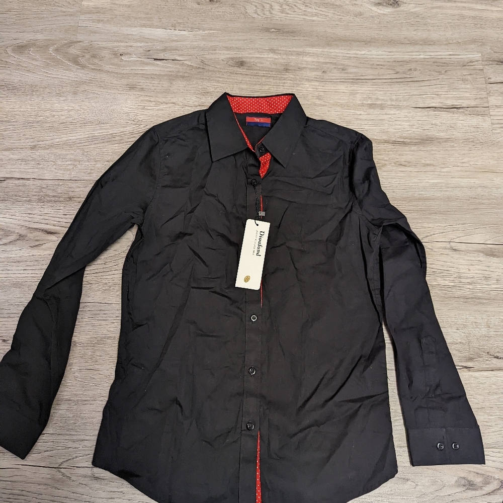 NWT woman's dress shirt, size "L"(small)